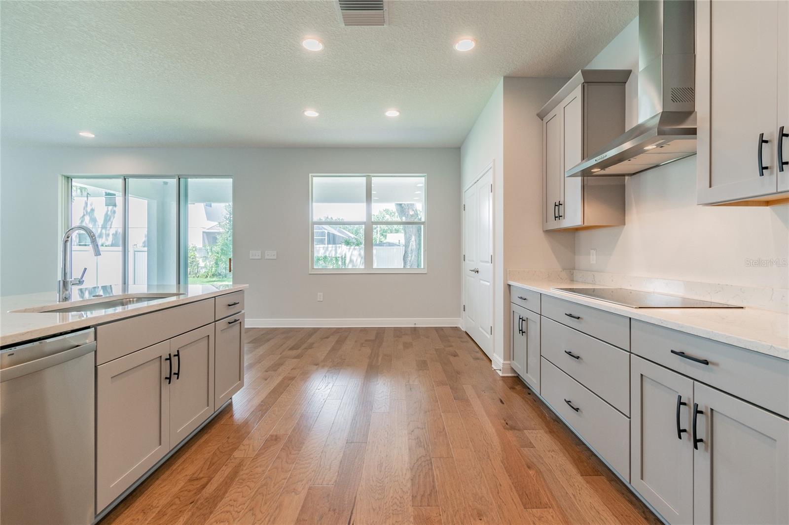 Image 12 of 41 For 6307 Main Avenue