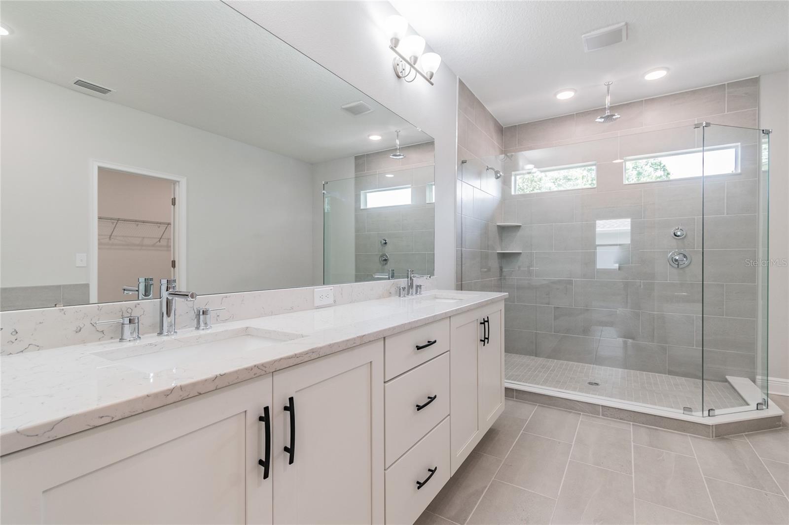 Image 32 of 41 For 6307 Main Avenue