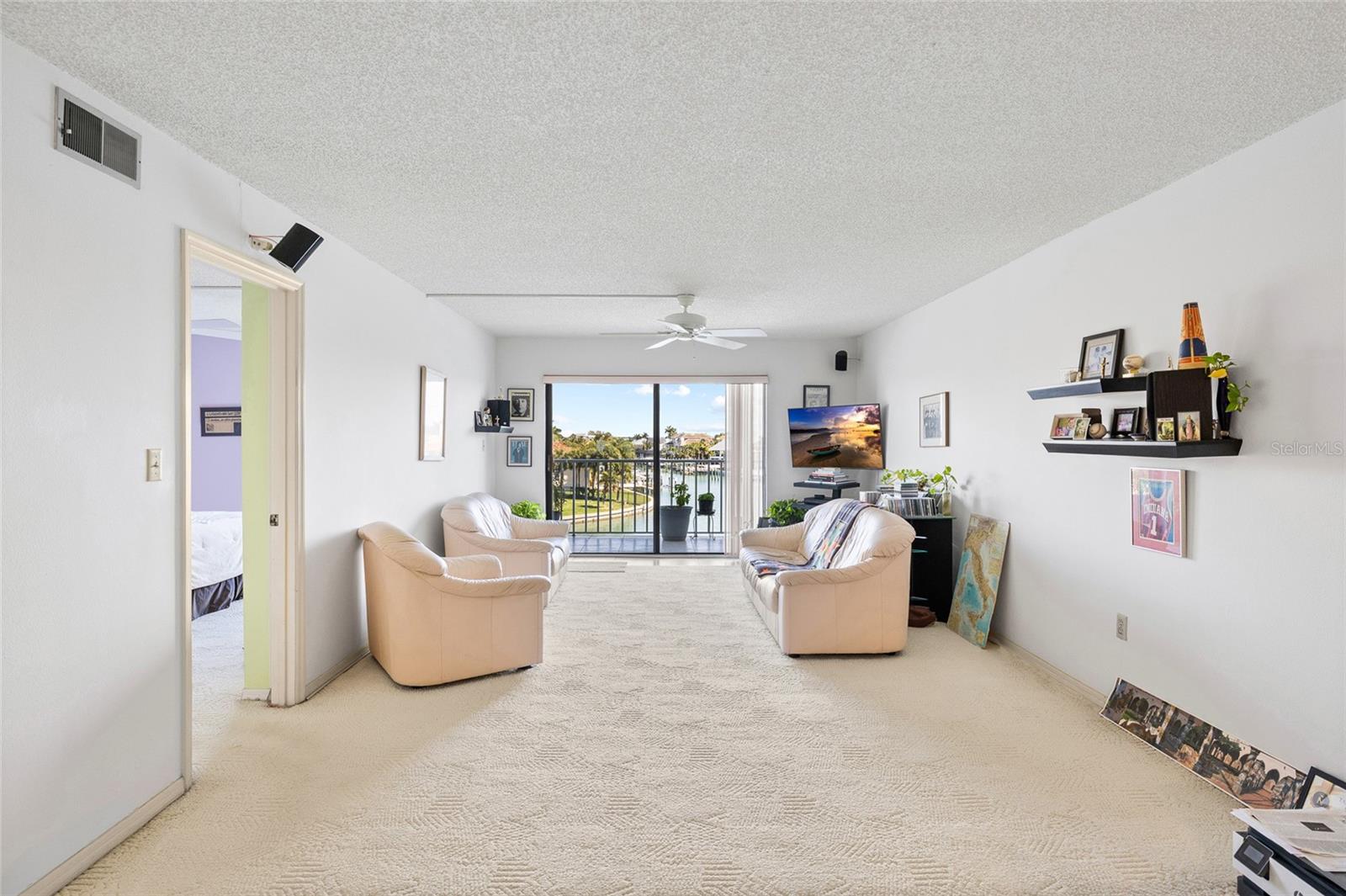 Image 14 of 53 For 719 Pinellas Bayway S 304