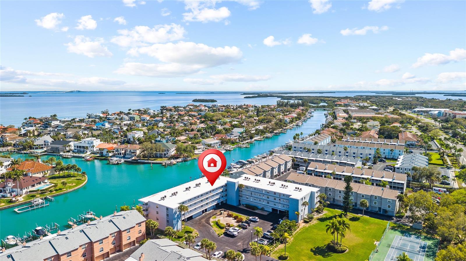 Image 28 of 53 For 719 Pinellas Bayway S 304