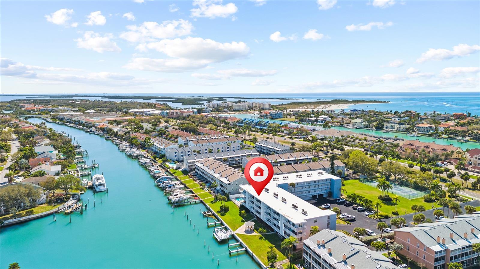 Image 3 of 53 For 719 Pinellas Bayway S 304