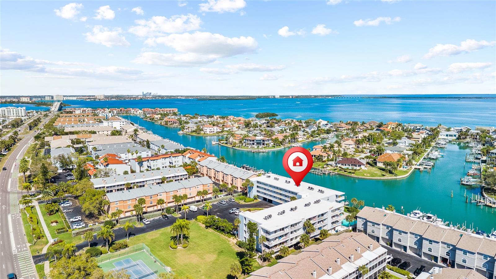 Image 30 of 53 For 719 Pinellas Bayway S 304