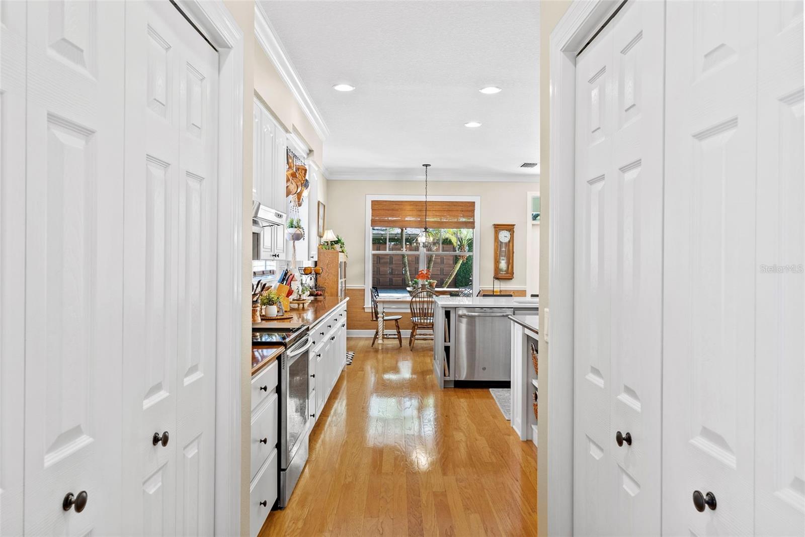 Image 10 of 41 For 3224 Lawn Avenue