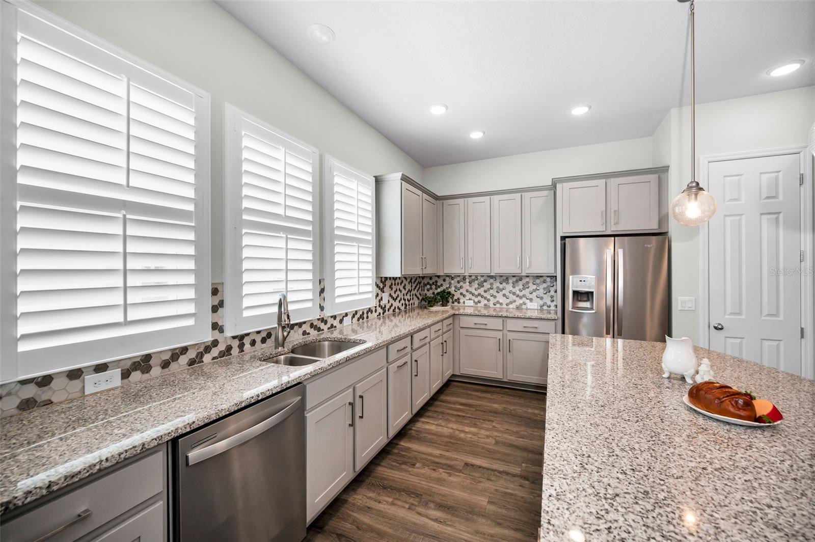 Image 16 of 79 For 9589 Cavendish Drive