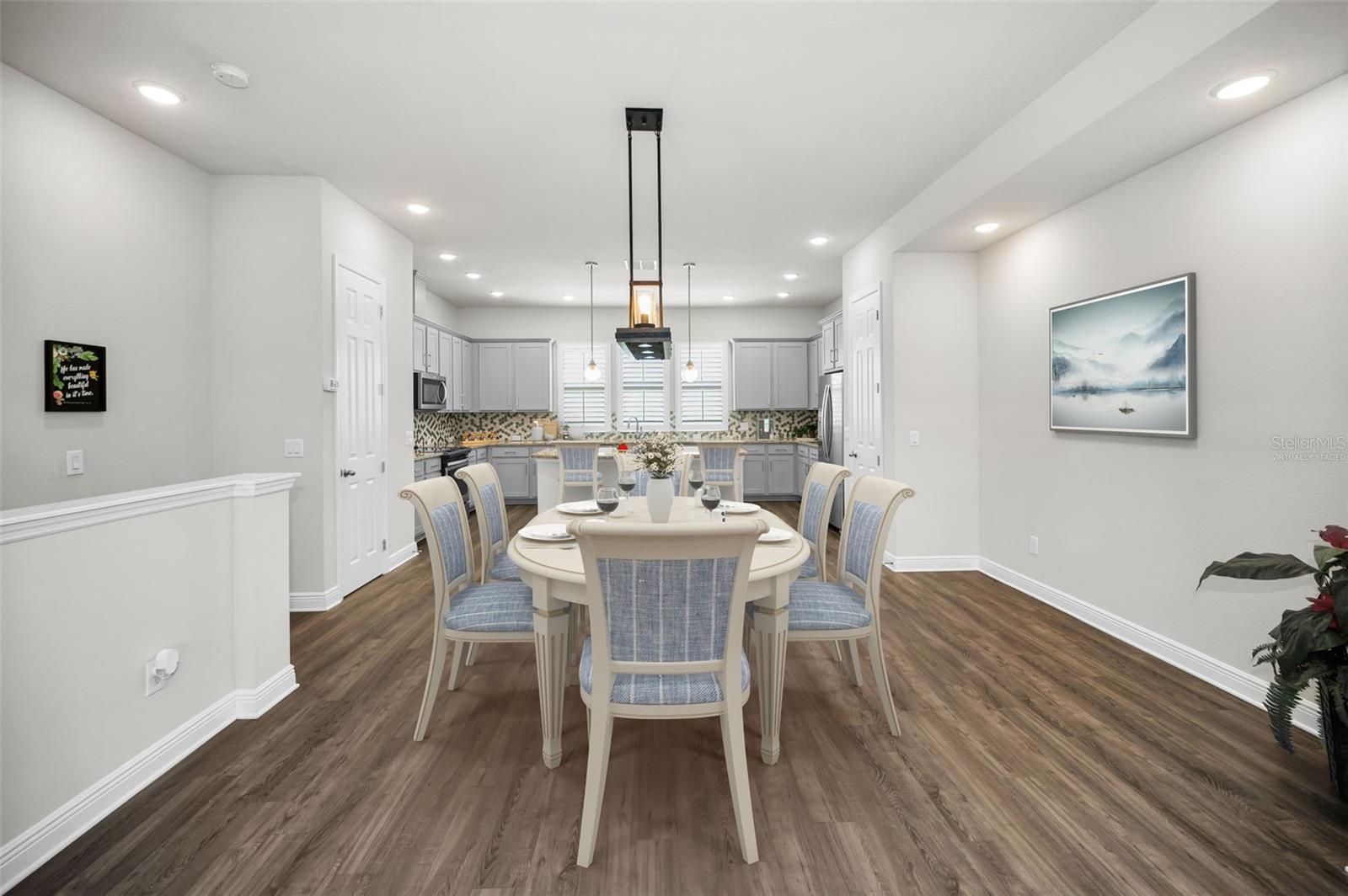 Image 28 of 79 For 9589 Cavendish Drive