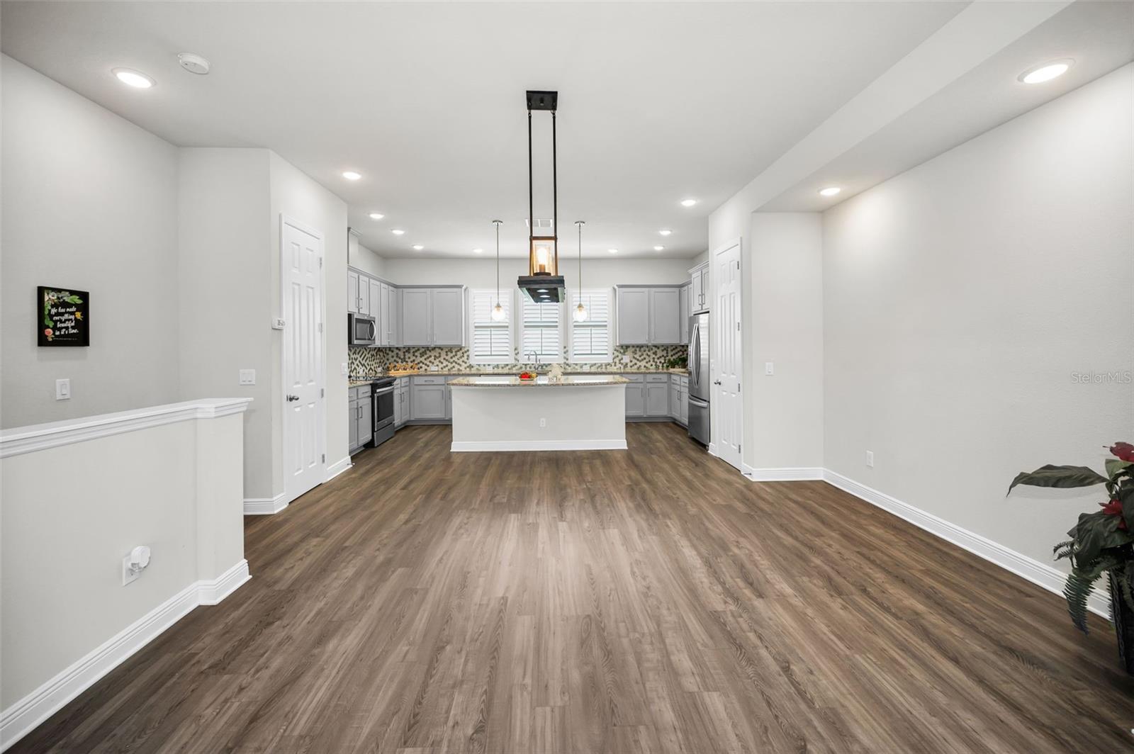 Image 29 of 79 For 9589 Cavendish Drive