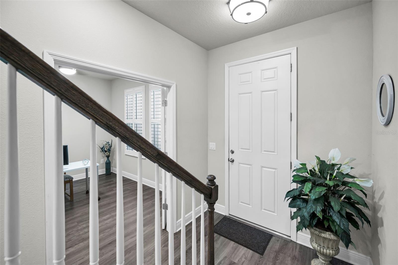 Image 7 of 79 For 9589 Cavendish Drive