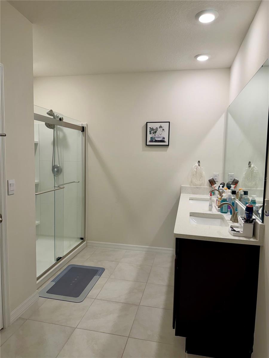 Image 18 of 22 For 360 Boardwalk Avenue