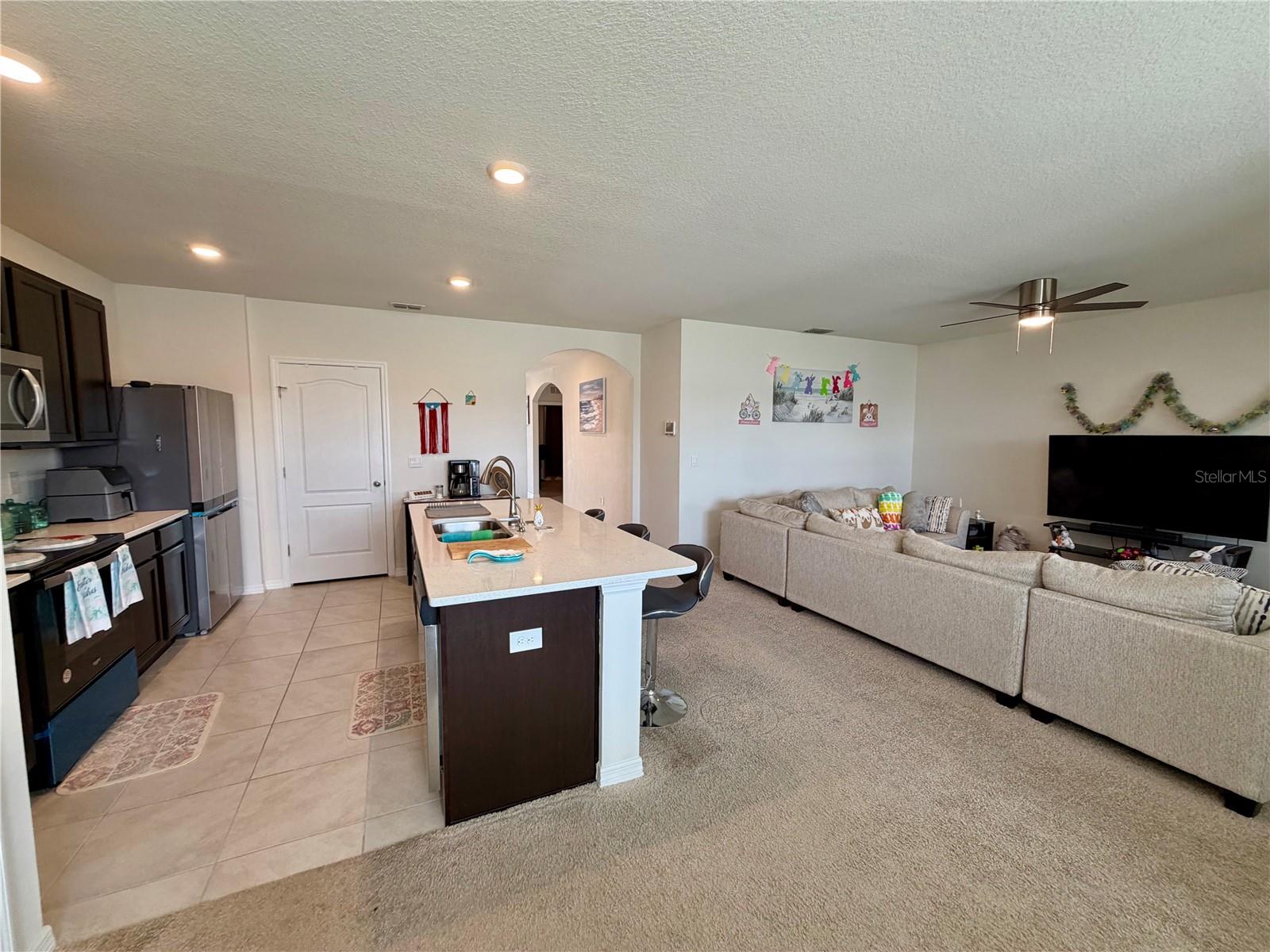 Image 7 of 22 For 360 Boardwalk Avenue