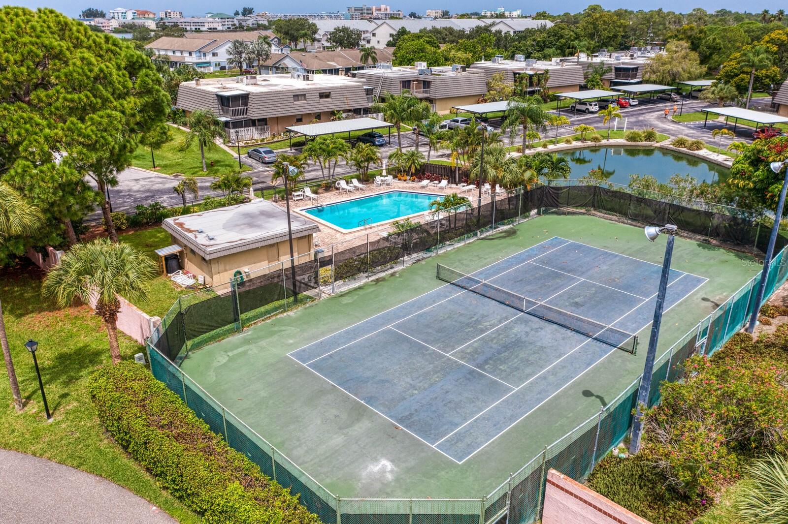 Image 25 of 31 For 9342 Tradewinds Avenue