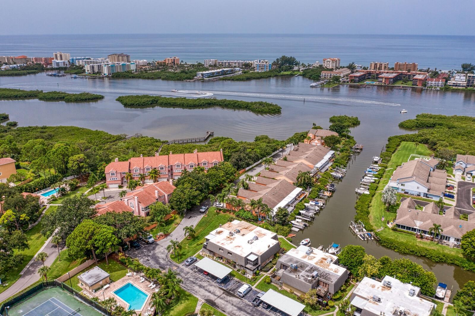 Image 26 of 31 For 9342 Tradewinds Avenue