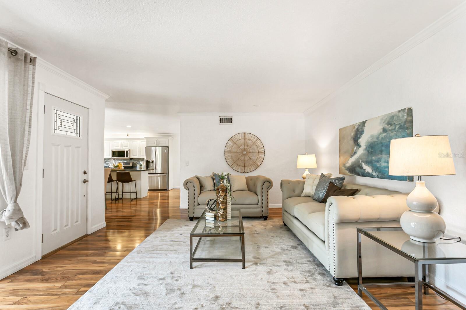 Image 5 of 31 For 9342 Tradewinds Avenue