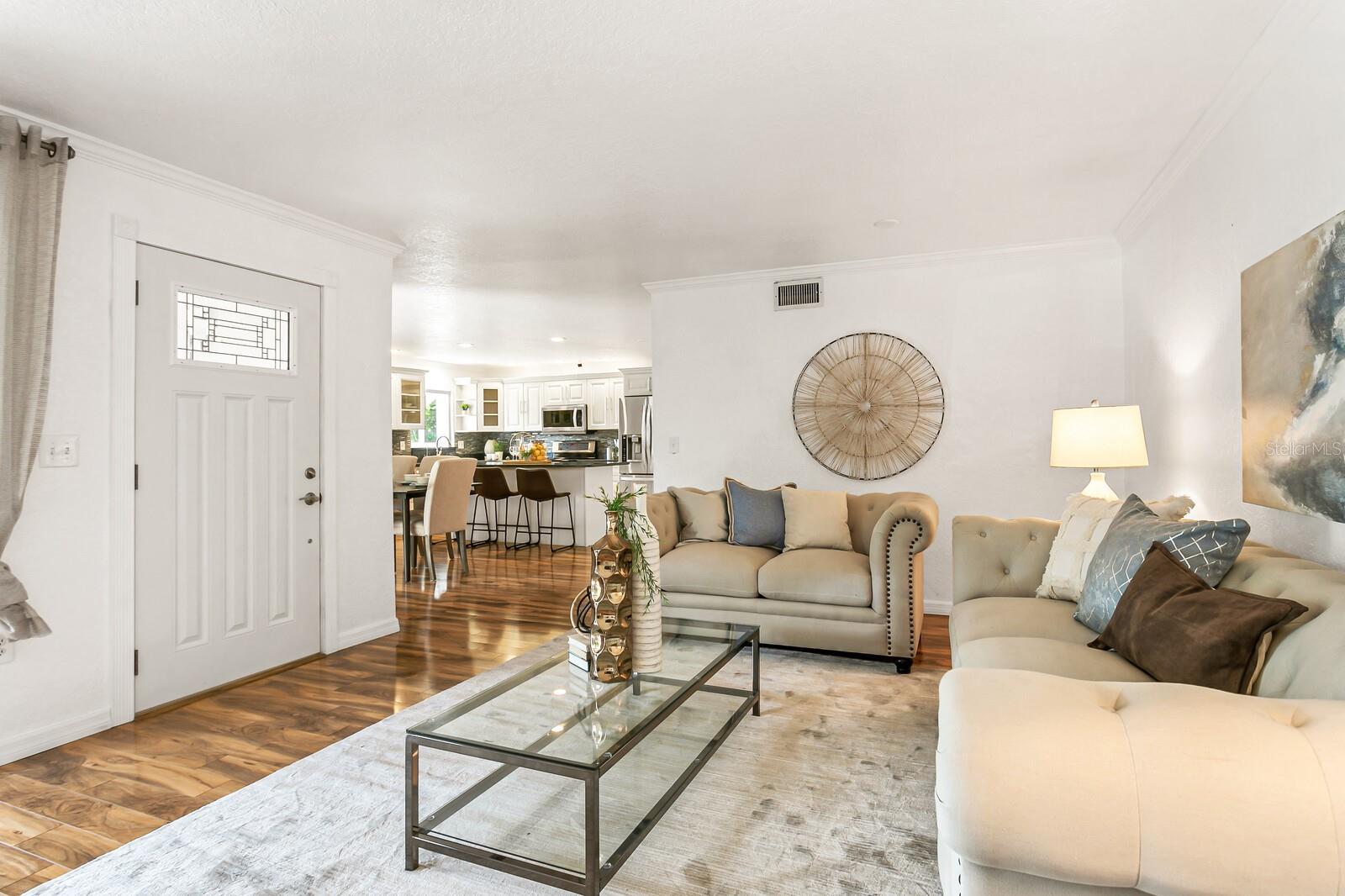 Image 6 of 31 For 9342 Tradewinds Avenue