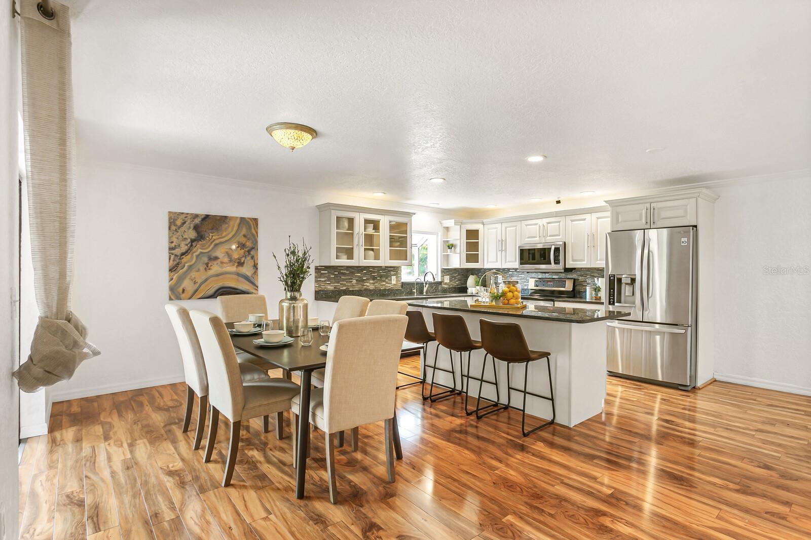 Image 7 of 31 For 9342 Tradewinds Avenue