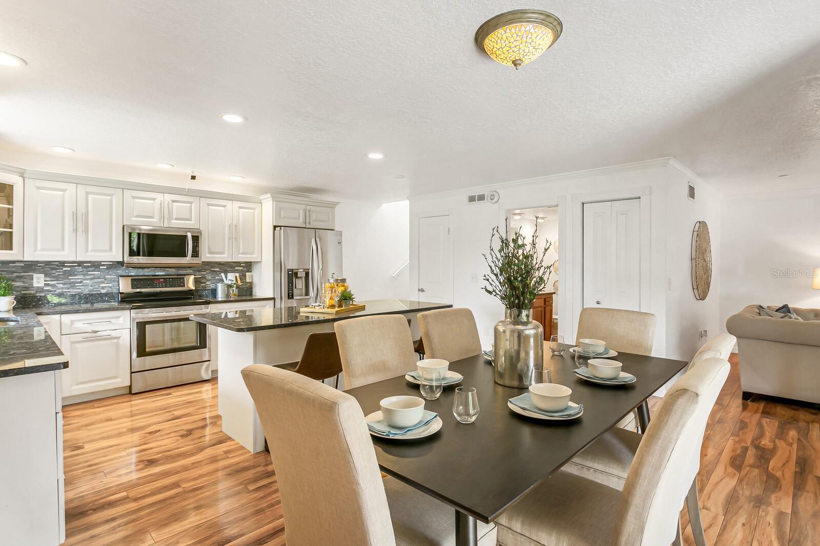 Image 9 of 31 For 9342 Tradewinds Avenue