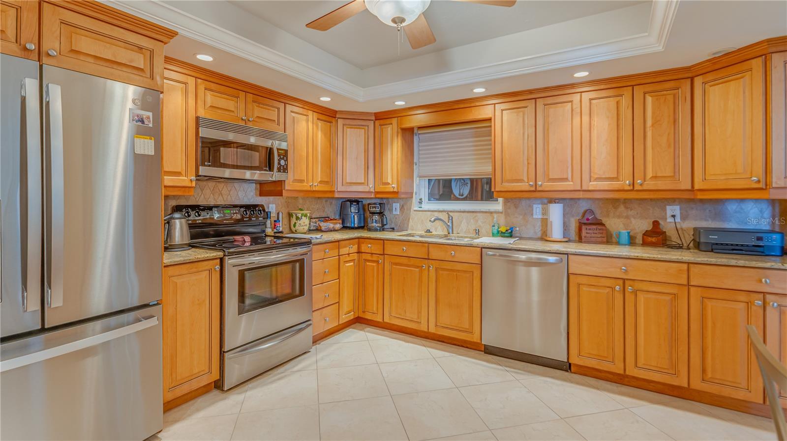 Image 19 of 67 For 5200 Brittany Drive S 1201