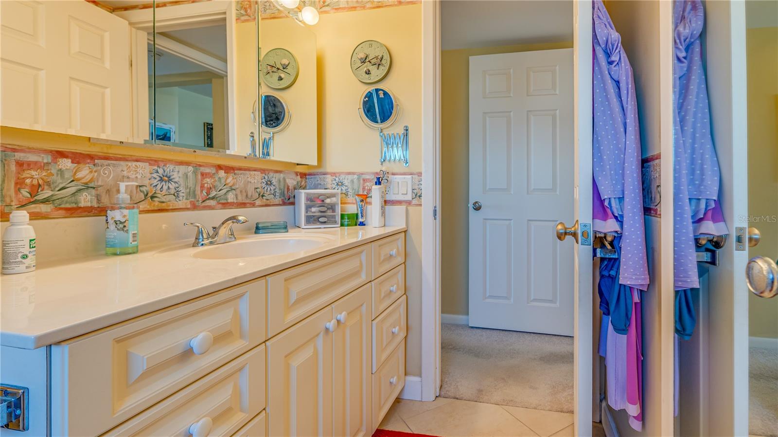 Image 29 of 67 For 5200 Brittany Drive S 1201