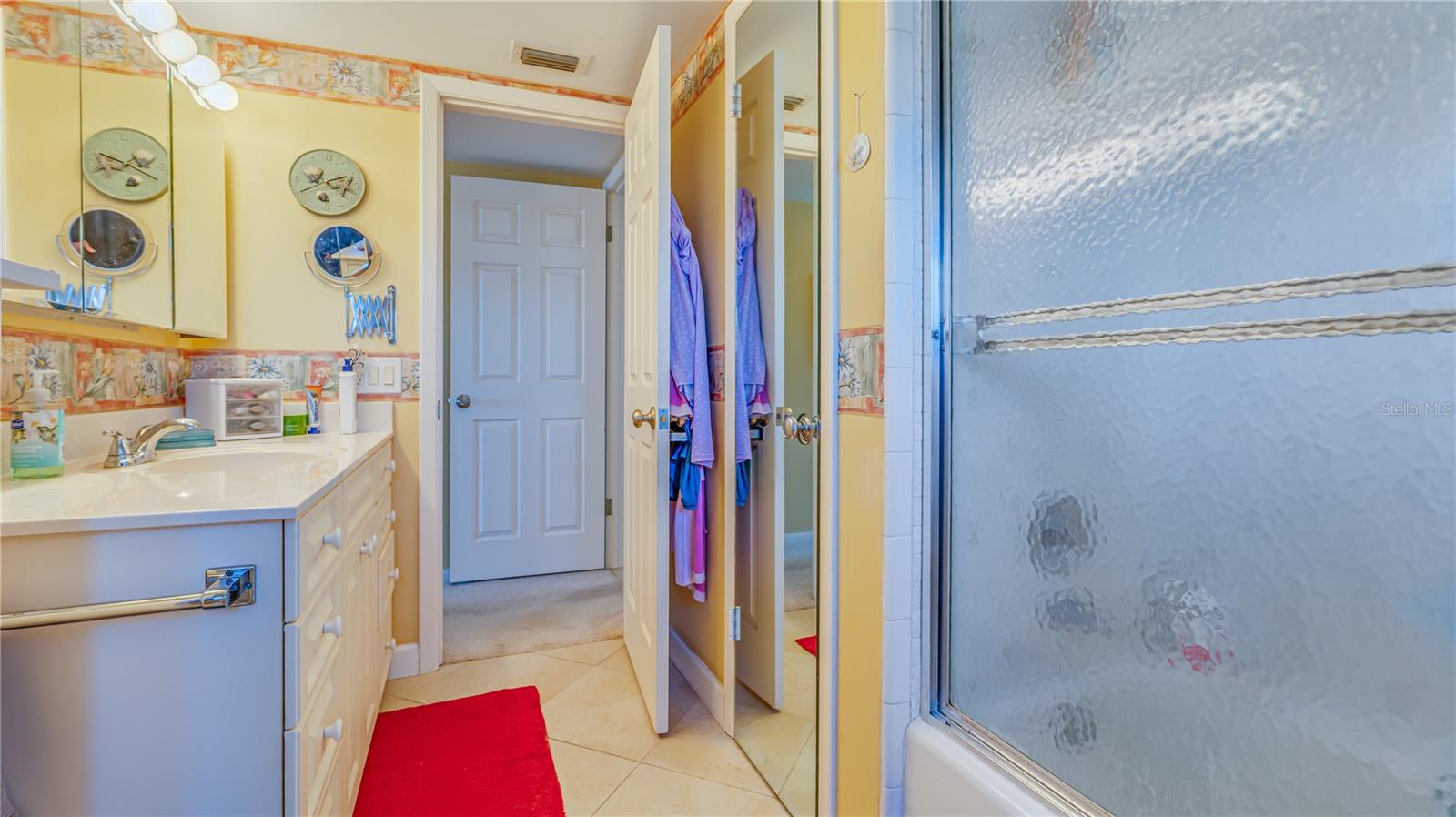 Image 32 of 67 For 5200 Brittany Drive S 1201