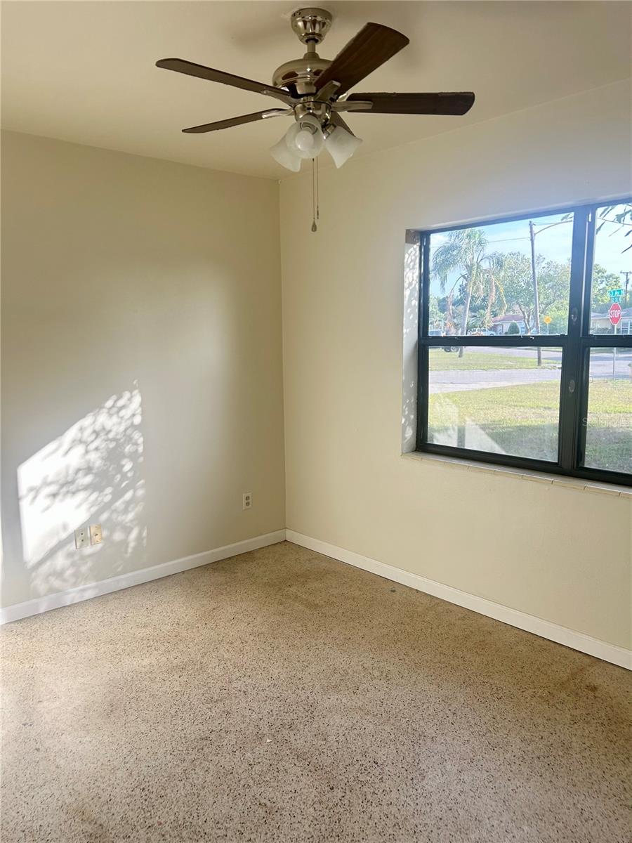 Image 11 of 16 For 1200 63rd Avenue N