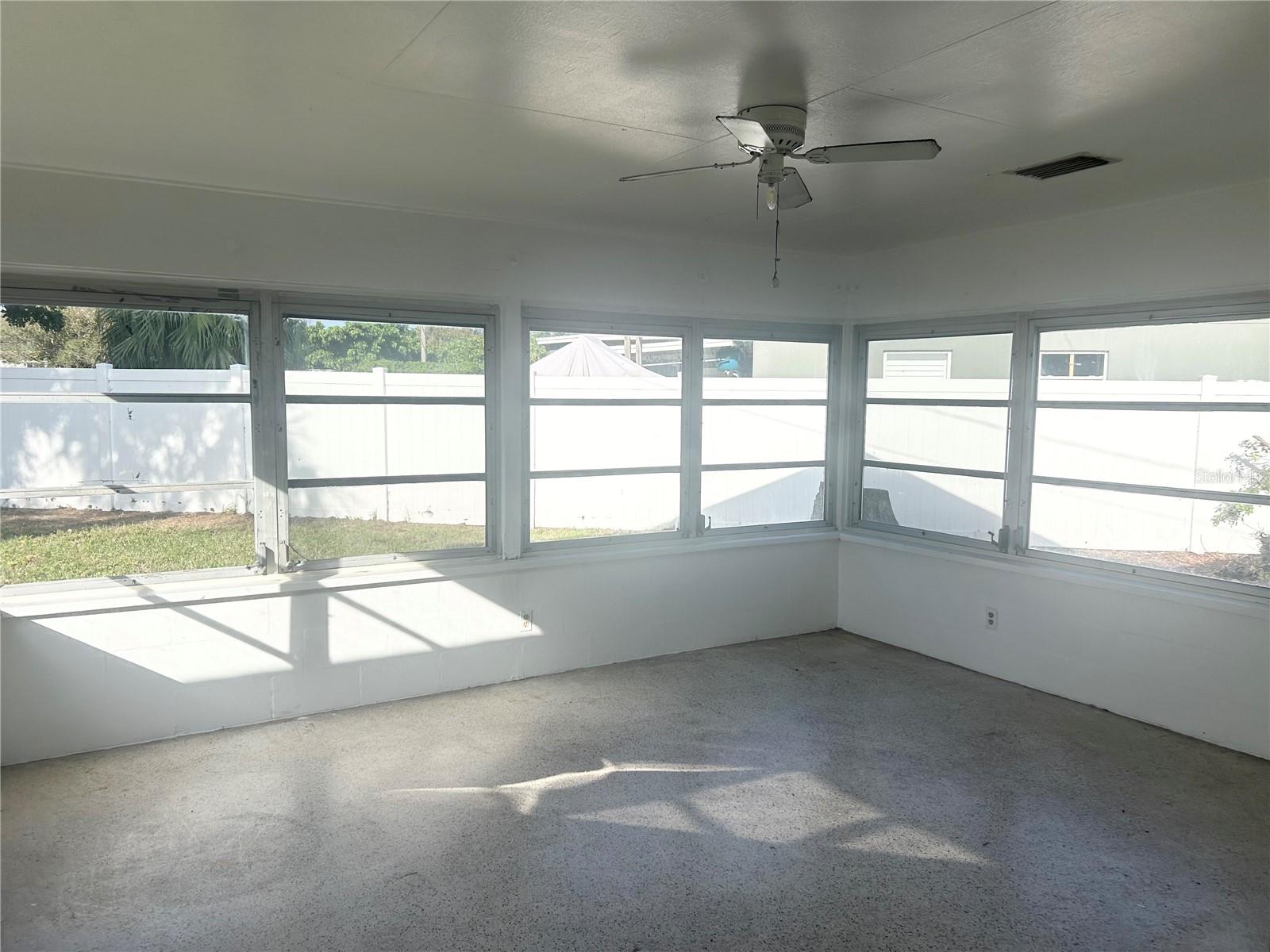 Image 15 of 16 For 1200 63rd Avenue N