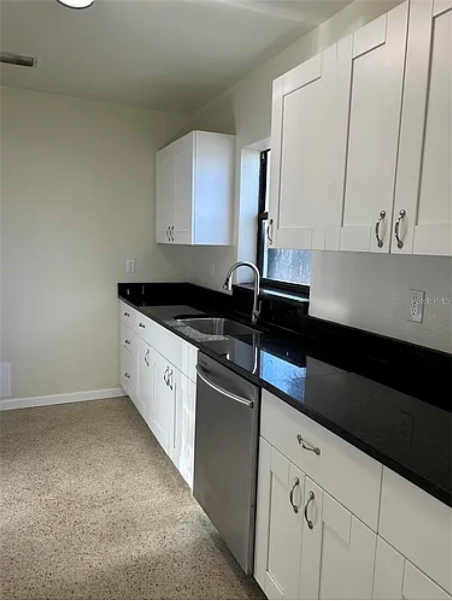 Image 6 of 16 For 1200 63rd Avenue N