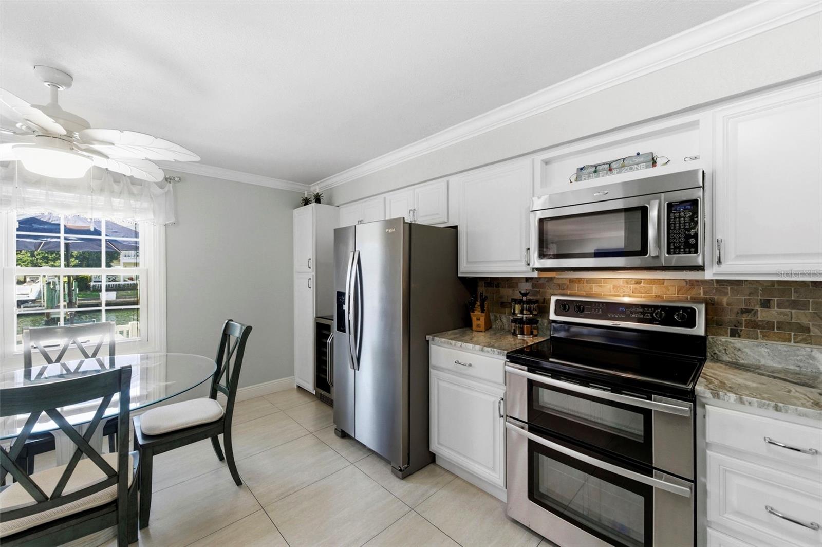 Image 16 of 69 For 4911 Coquina Key Drive Se C