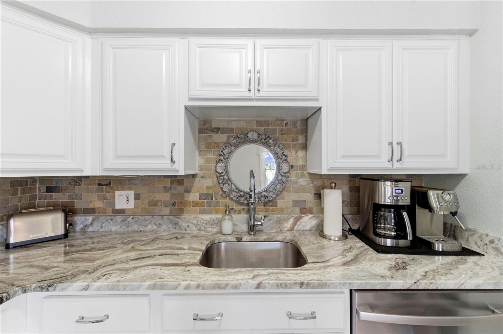 Image 18 of 69 For 4911 Coquina Key Drive Se C