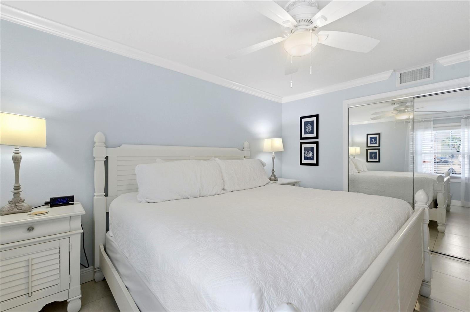 Image 23 of 69 For 4911 Coquina Key Drive Se C