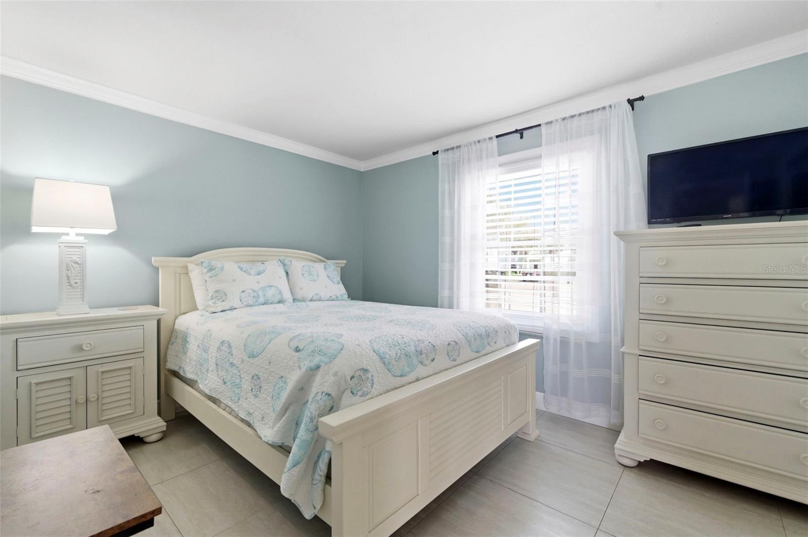 Image 24 of 69 For 4911 Coquina Key Drive Se C