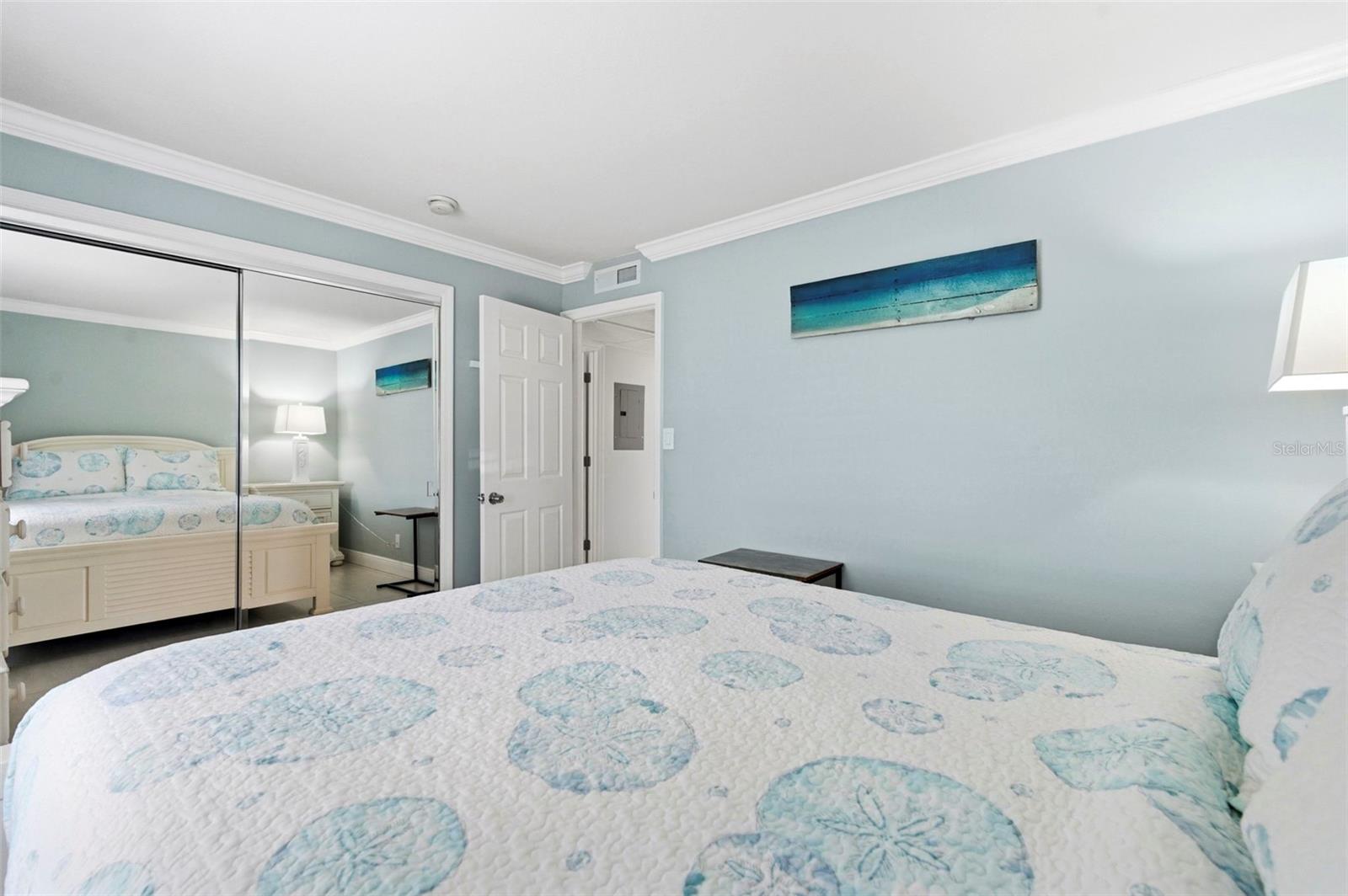 Image 26 of 69 For 4911 Coquina Key Drive Se C