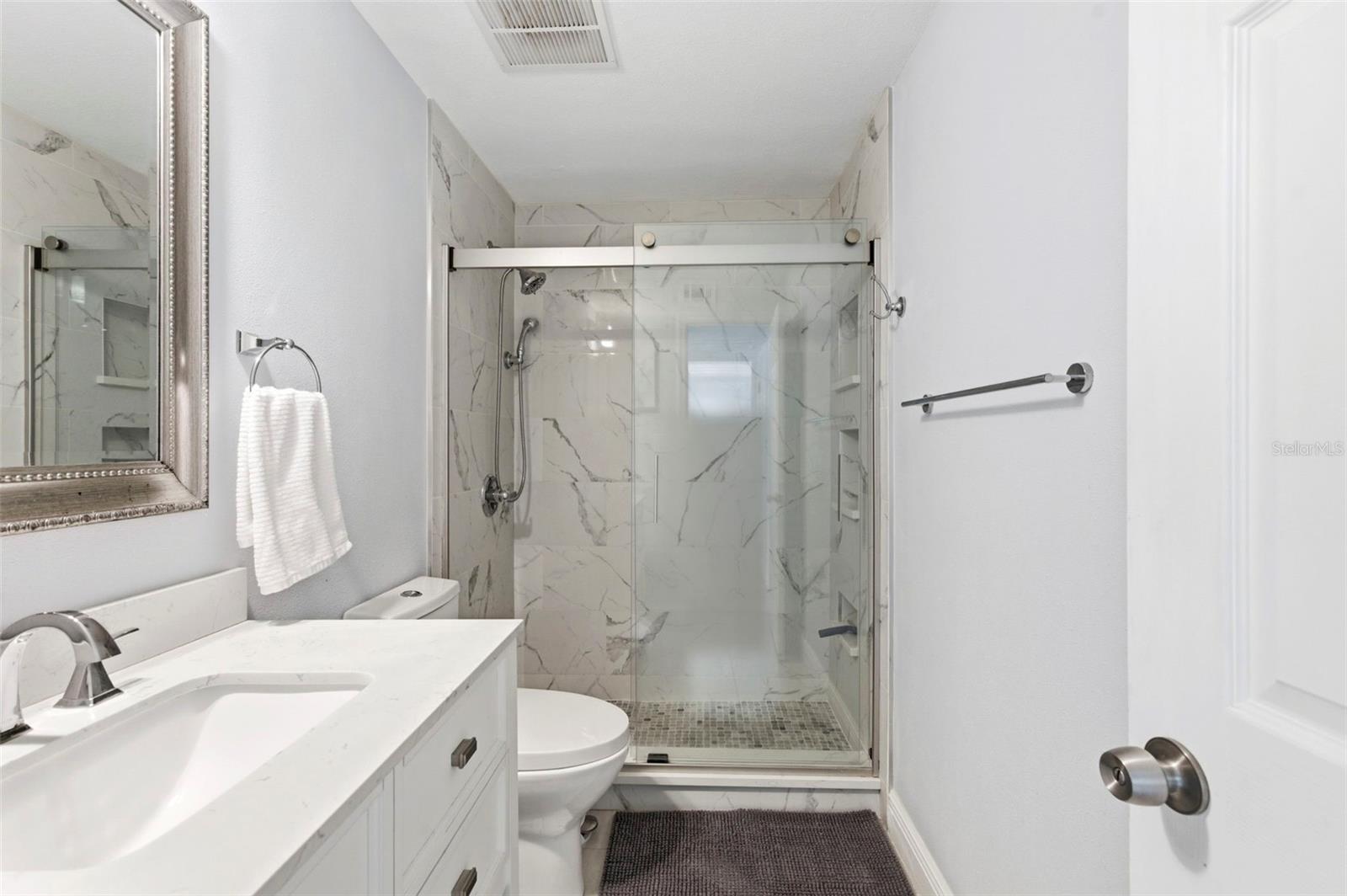 Image 29 of 69 For 4911 Coquina Key Drive Se C