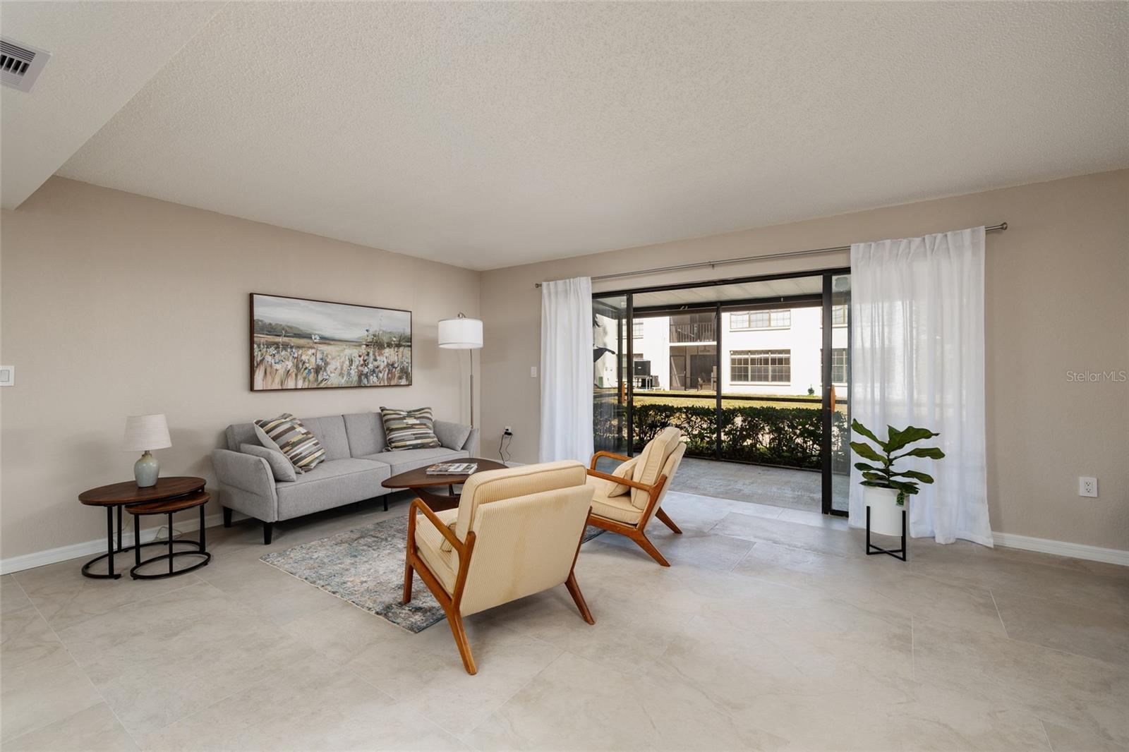 Image 10 of 34 For 2480 Pelican Court 103r