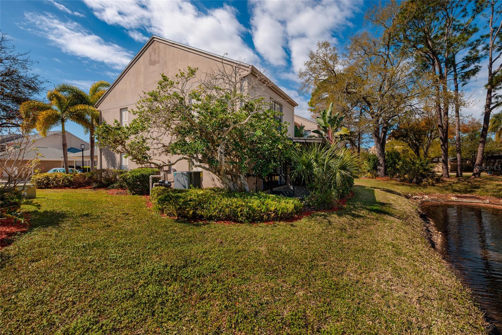 Image 25 of 34 For 2480 Pelican Court 103r