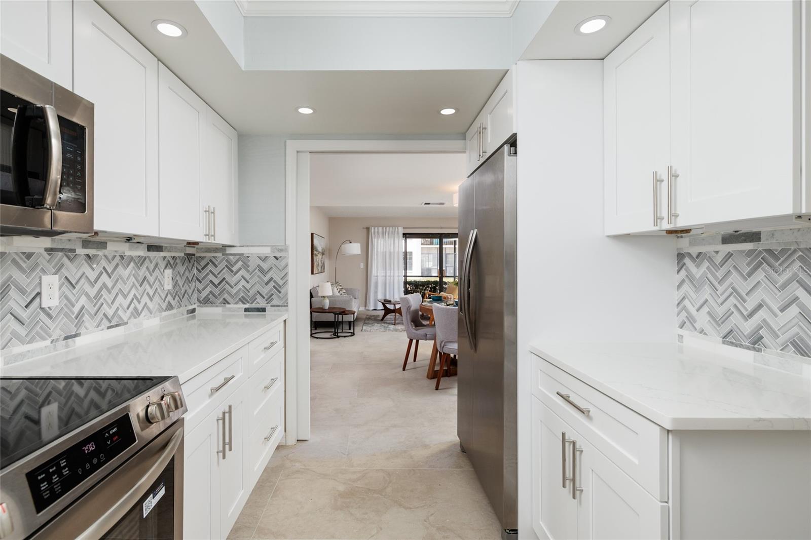 Image 9 of 34 For 2480 Pelican Court 103r