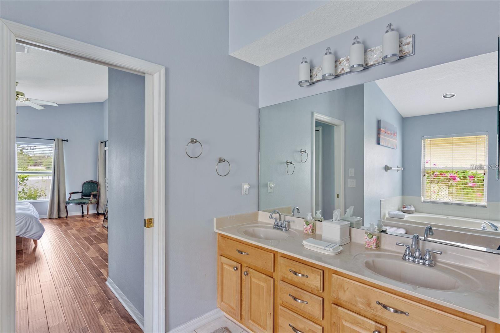 Image 14 of 26 For 18821 Maisons Drive