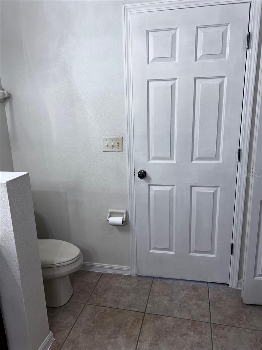 Image 12 of 33 For 3459 Parkridge Cir  103