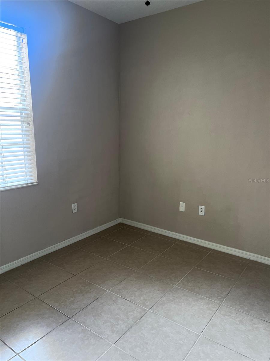 Image 18 of 33 For 3459 Parkridge Cir  103