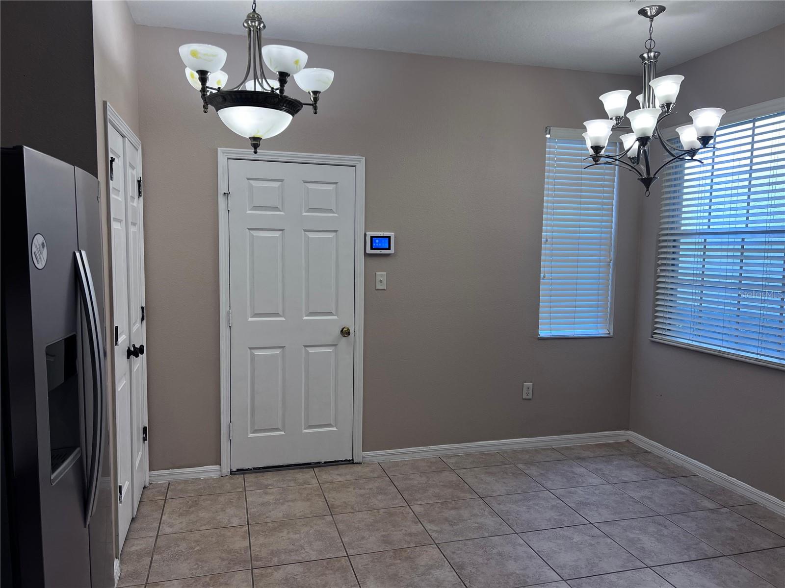 Image 6 of 33 For 3459 Parkridge Cir  103