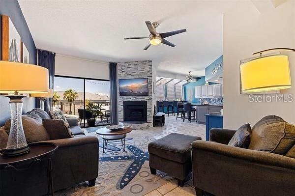 Image 3 of 16 For 557 Pinellas Bayway  222