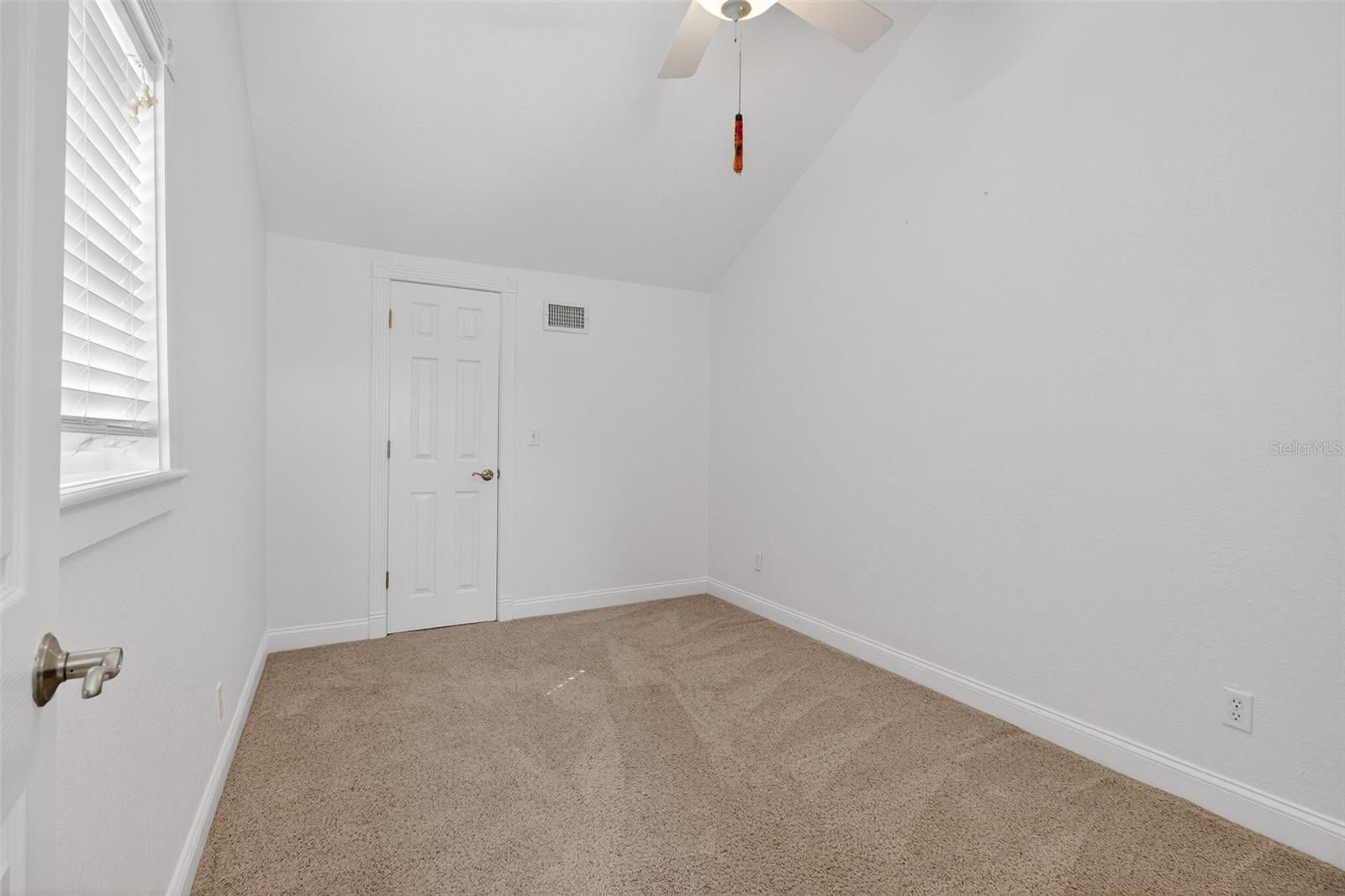 Image 14 of 51 For 4728 13th Avenue N