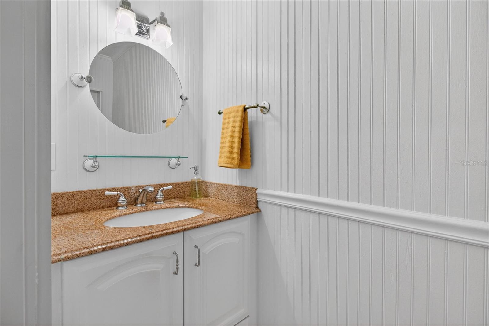 Image 27 of 51 For 4728 13th Avenue N