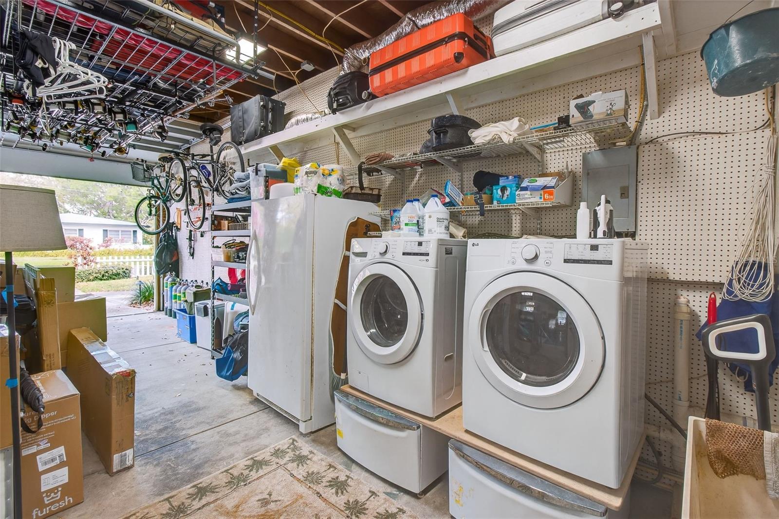 Image 37 of 51 For 4728 13th Avenue N