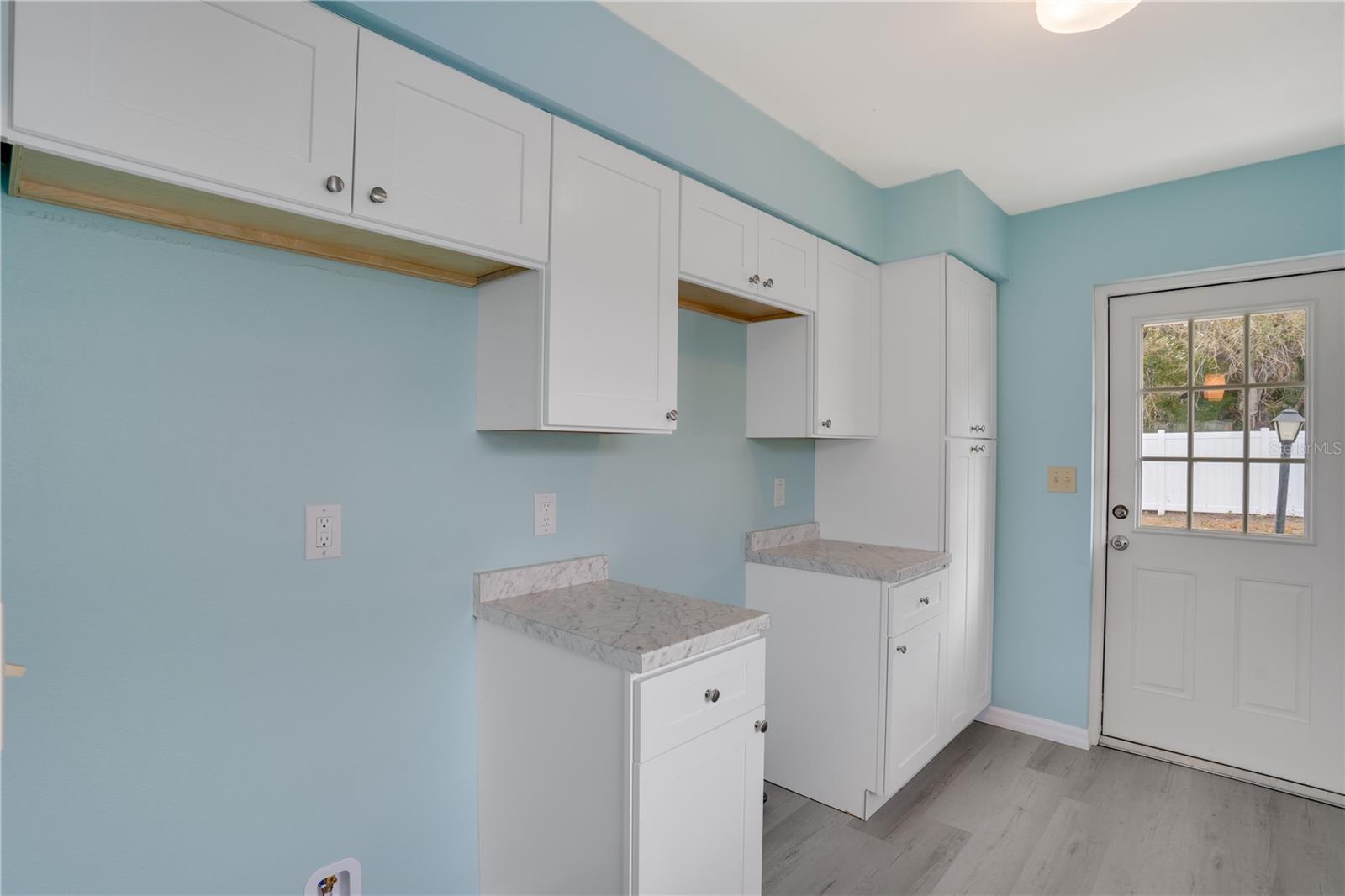 Image 11 of 35 For 216 Fair Winds Drive 216