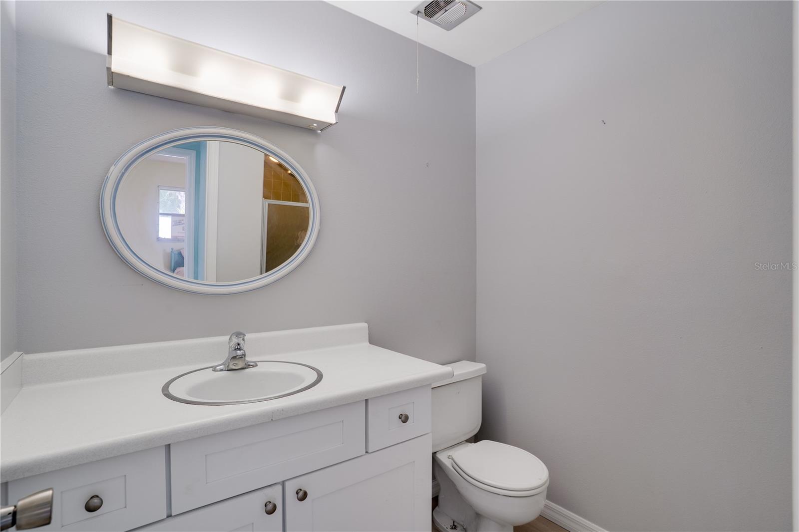 Image 20 of 35 For 216 Fair Winds Drive 216