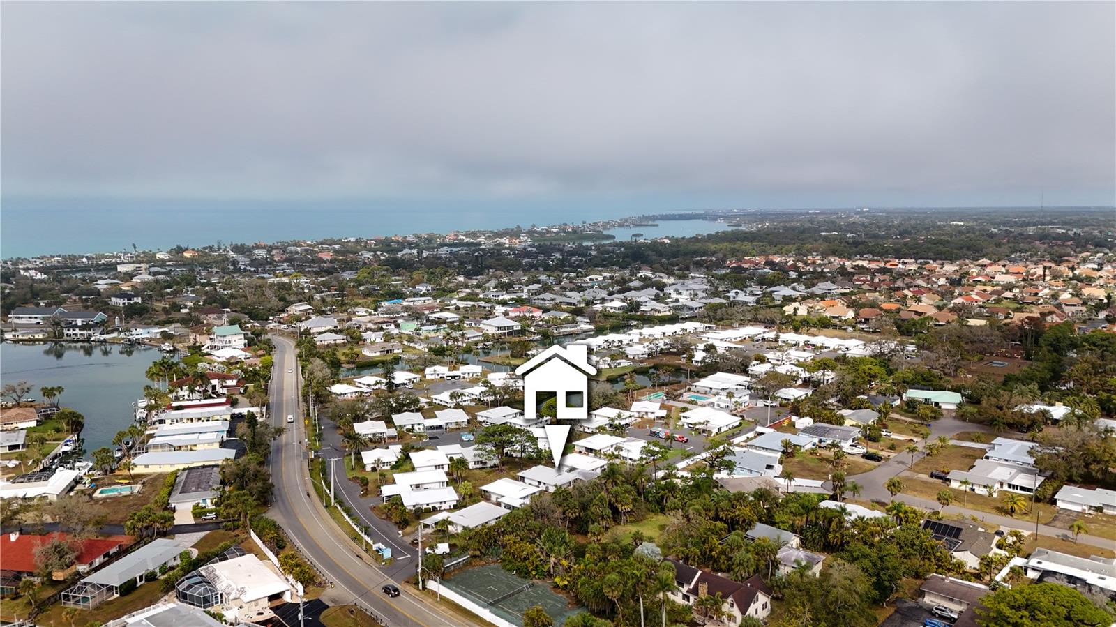 Image 29 of 35 For 216 Fair Winds Drive 216