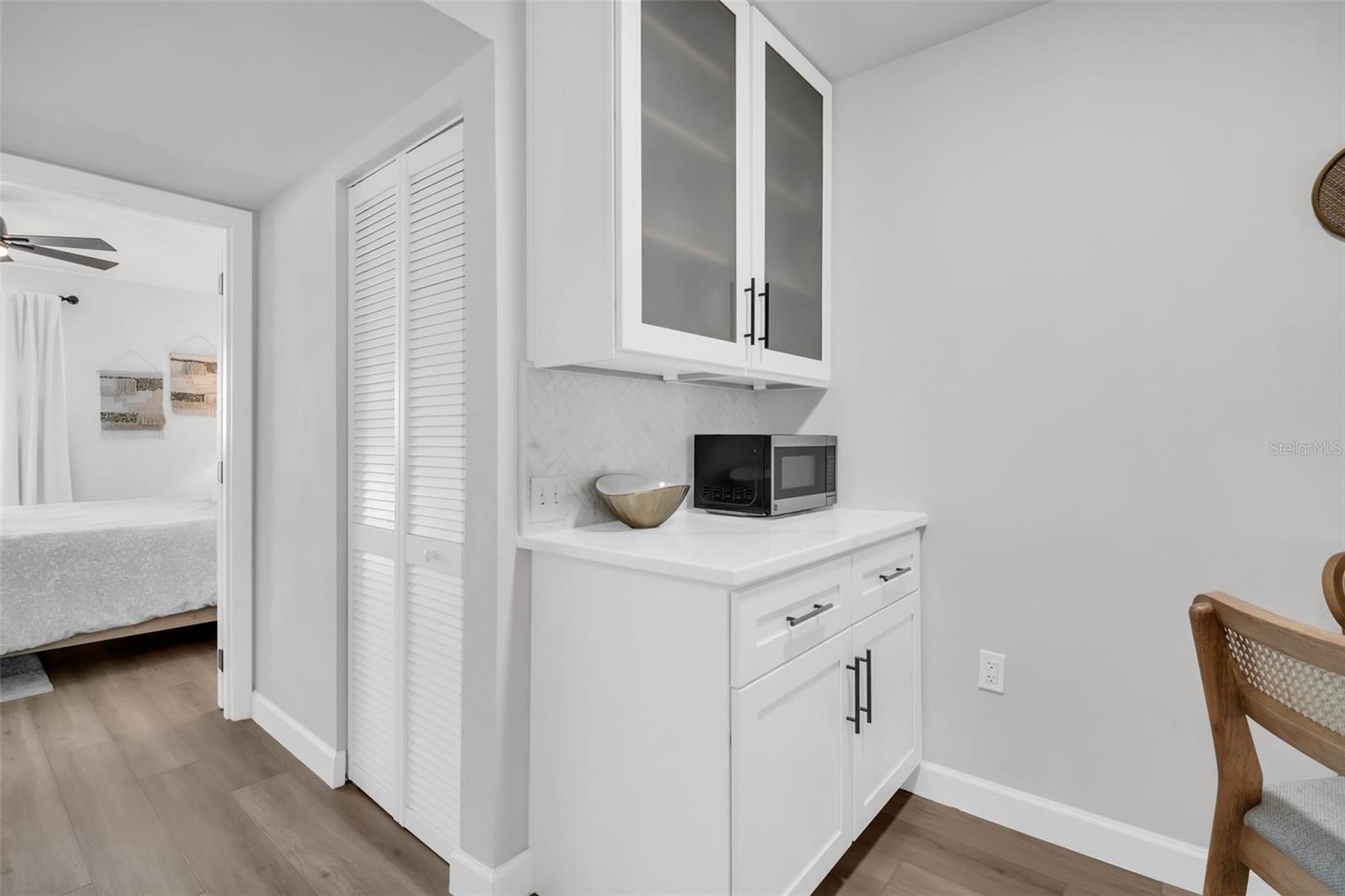 Image 13 of 34 For 9715 Harrell Avenue 9