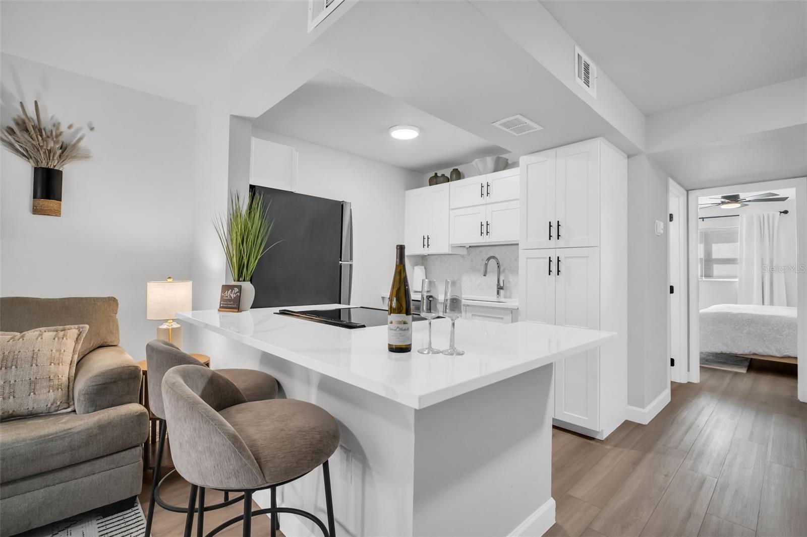 Image 9 of 34 For 9715 Harrell Avenue 9