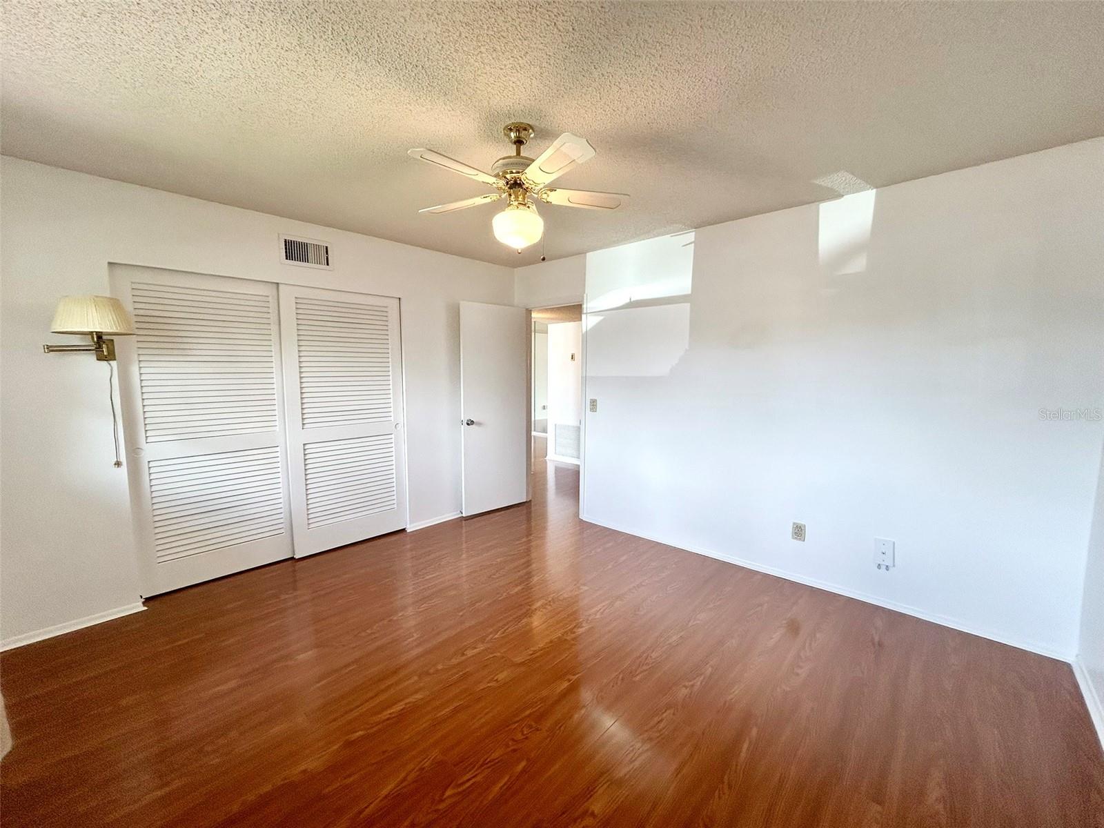 Image 18 of 40 For 2400 Columbia Drive 18