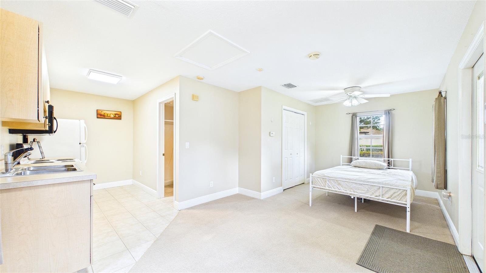 Image 13 of 15 For 12908 Star Country Lane B