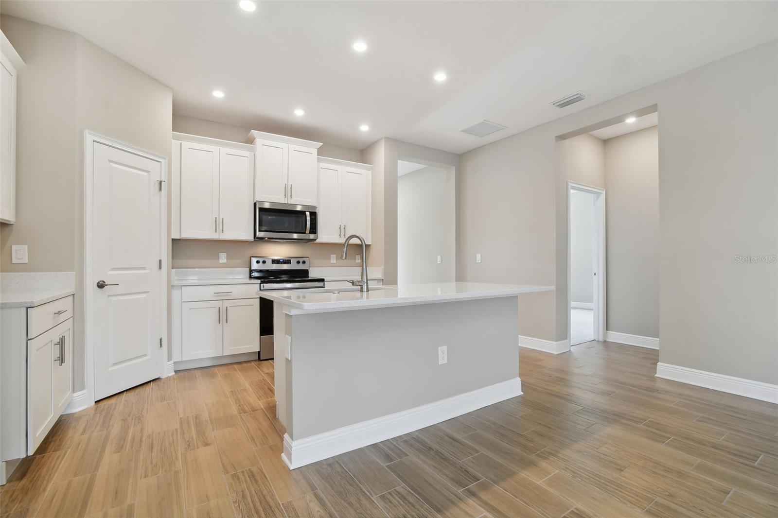 Image 12 of 33 For 5010 22nd Street N